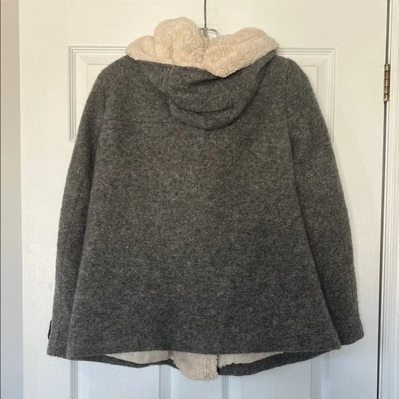 4/$20 Zara Gray Pea Coat with Cream Lining - Picture 2 of 7
